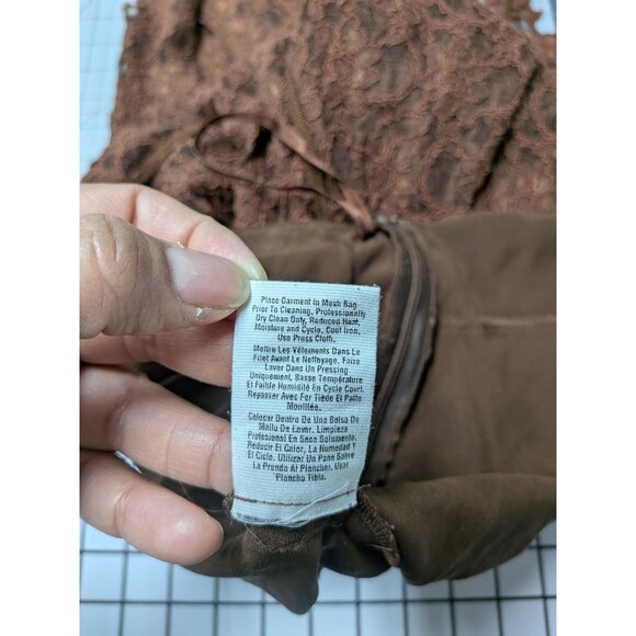 Vintage DKNY Midi Skirt Women Size 8 Floral Lace Asymmetrical Whimsigoth Fairy - Picture 10 of 10